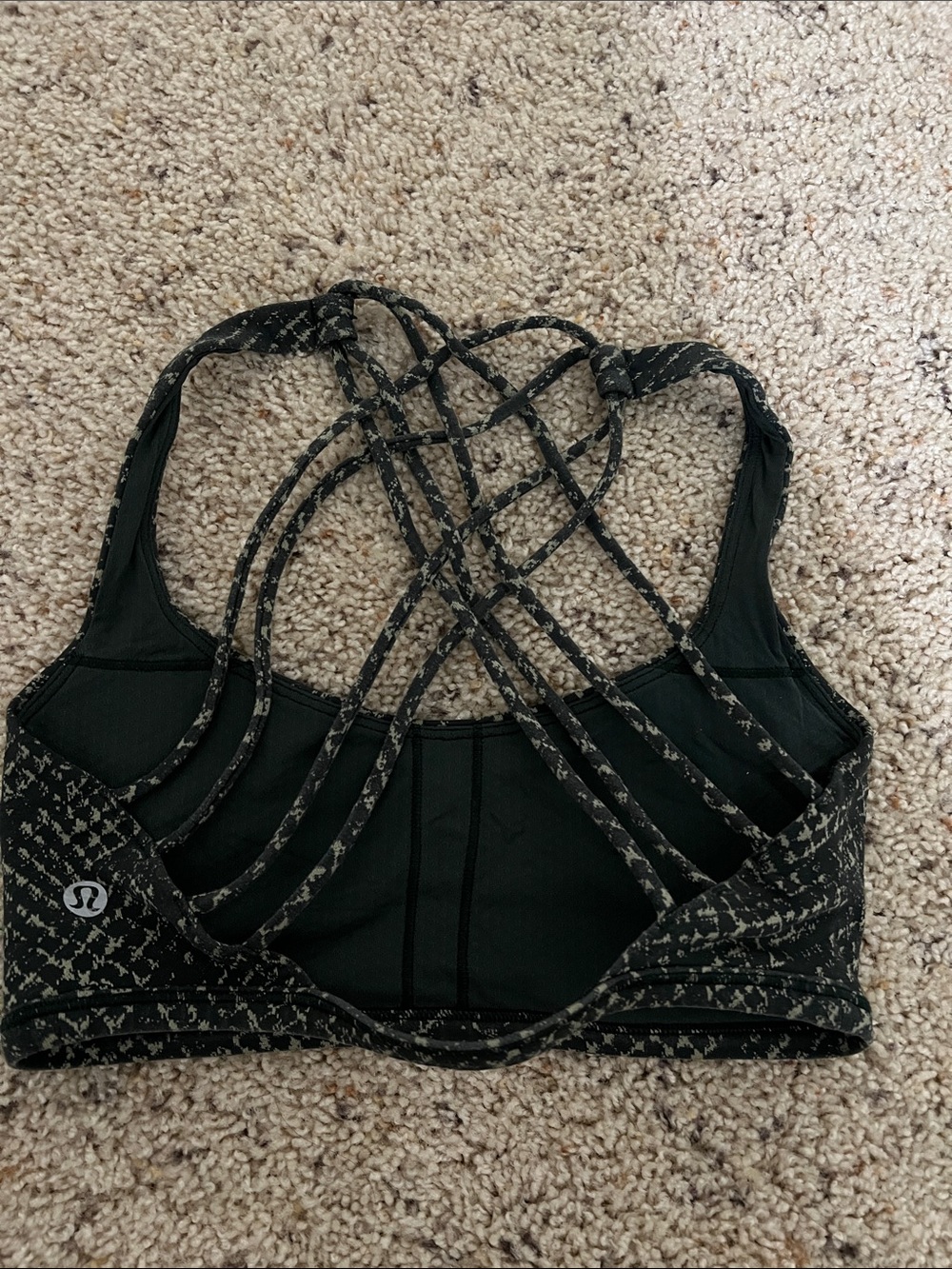 Lululemon Free to Be BraWild Sports Bra size 4 - Picture 4 of 10